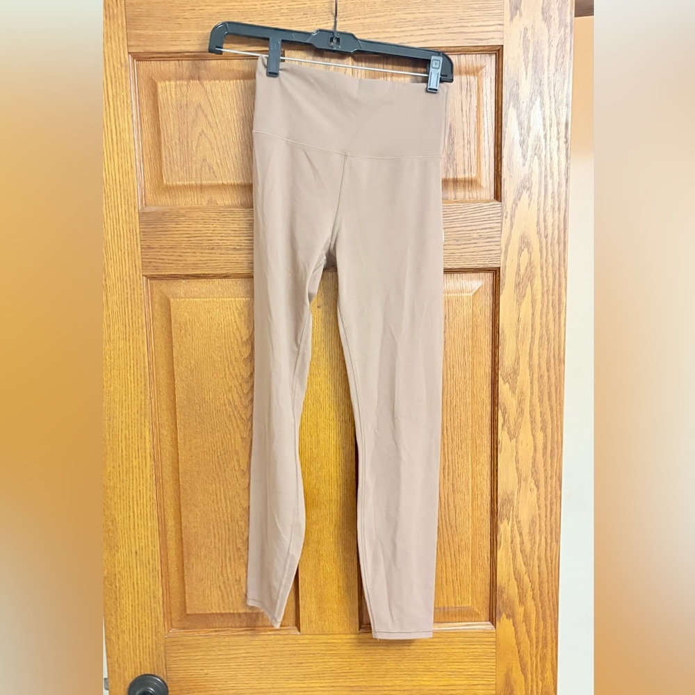 Vuori Beige High-Waisted Leggings